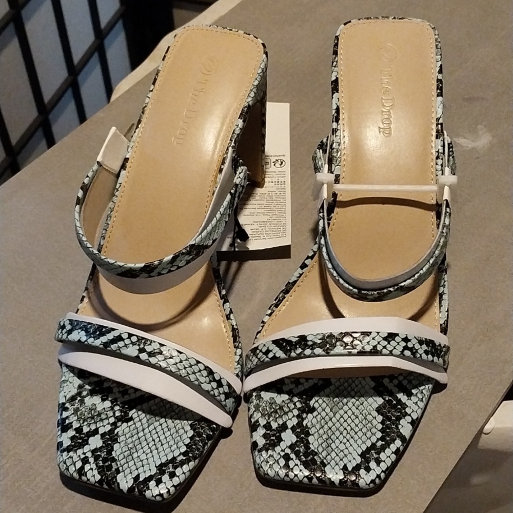 Elegant Snakeskin Patterned Heels